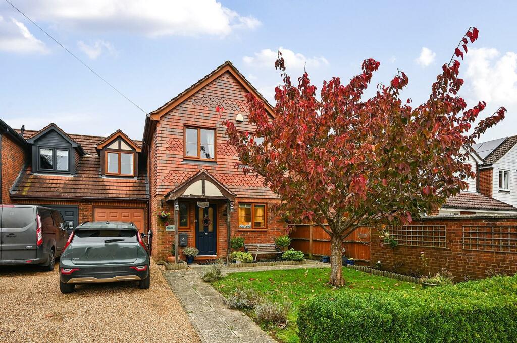 ROSE COTTAGE - TN17 3AN -  MAIN 2.jpg