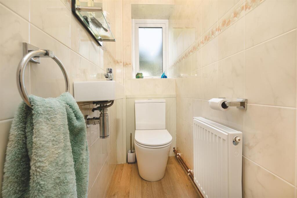 52 Oakham Drive, Coalville