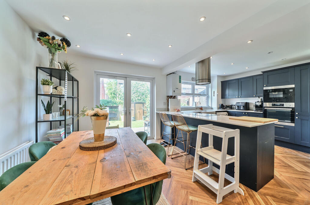 1310950-9-6854024...