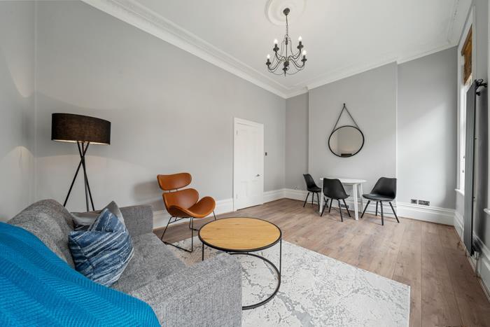 Flat 2, Dukes lane Mansions W8 4JP-Low Res-10.jpg
