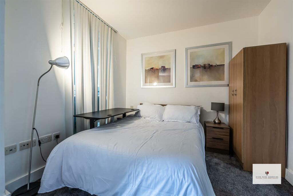 Balmoral Apartments 516-012 HR - HPA.jpg