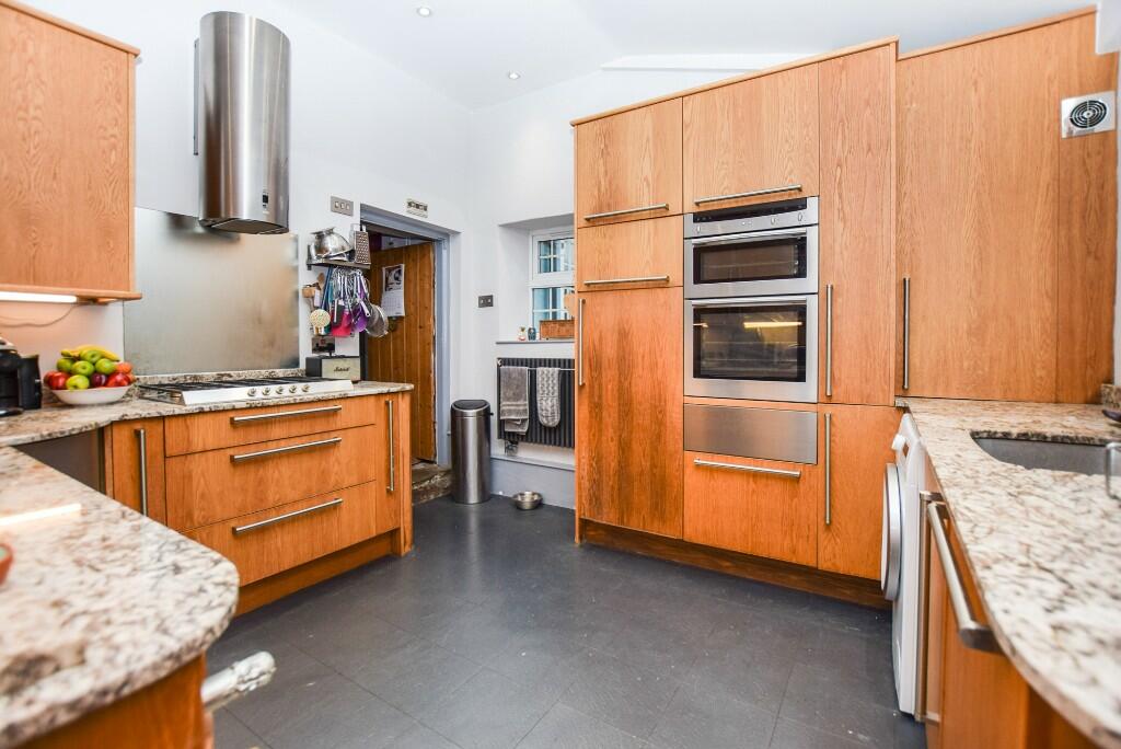 Modern kitchen