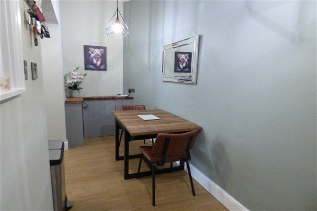 Breakfast Room