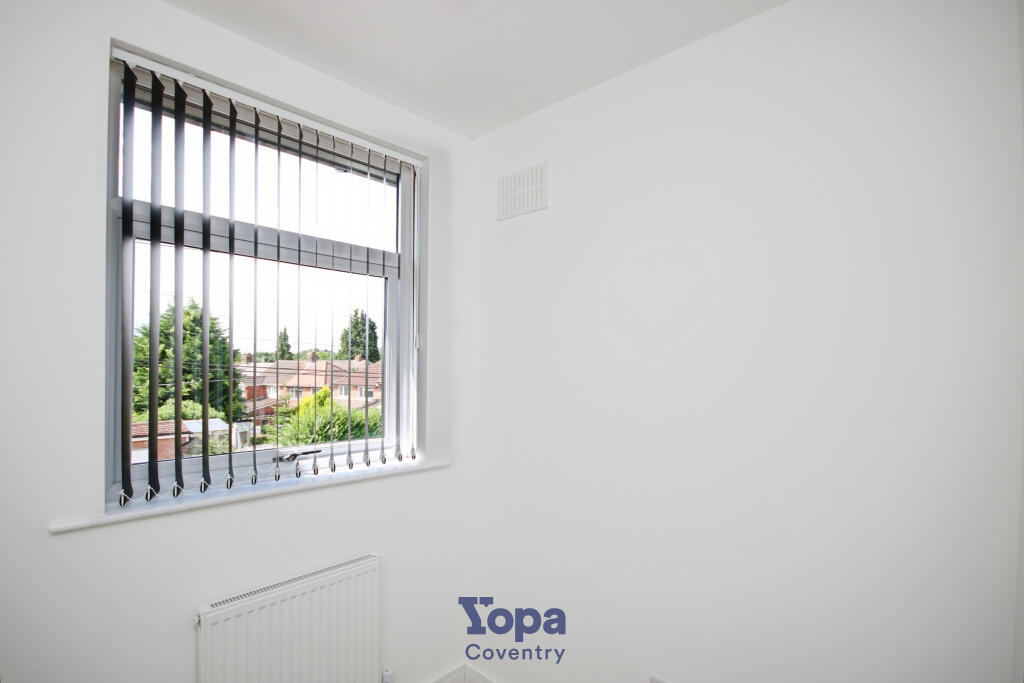 172e0336-Bed 204.JPG