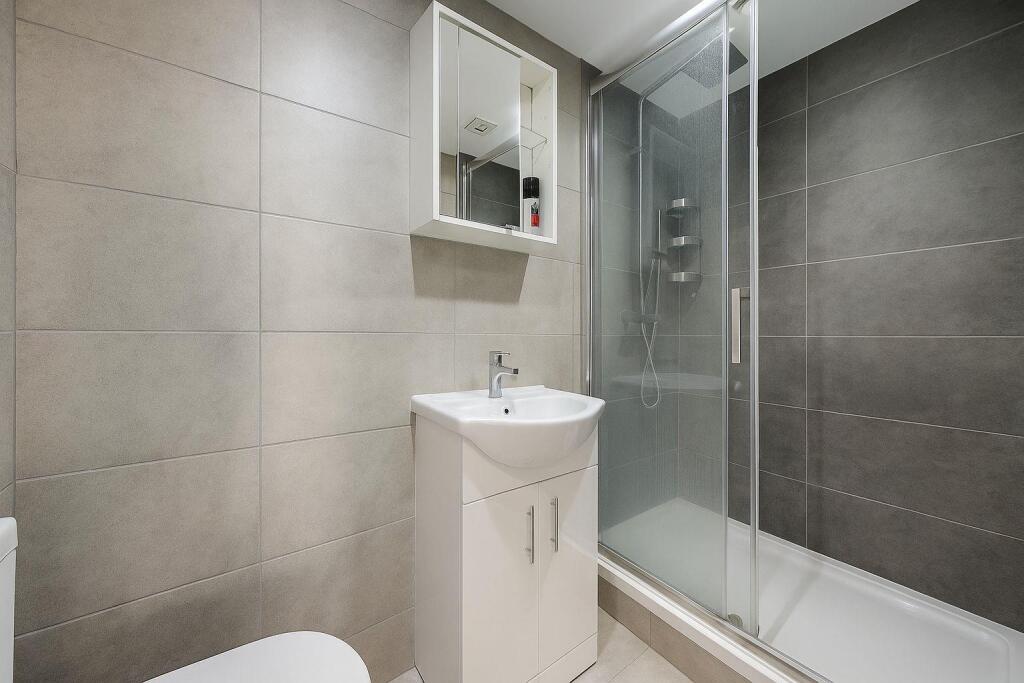 Bathroom For Sale at Long Road