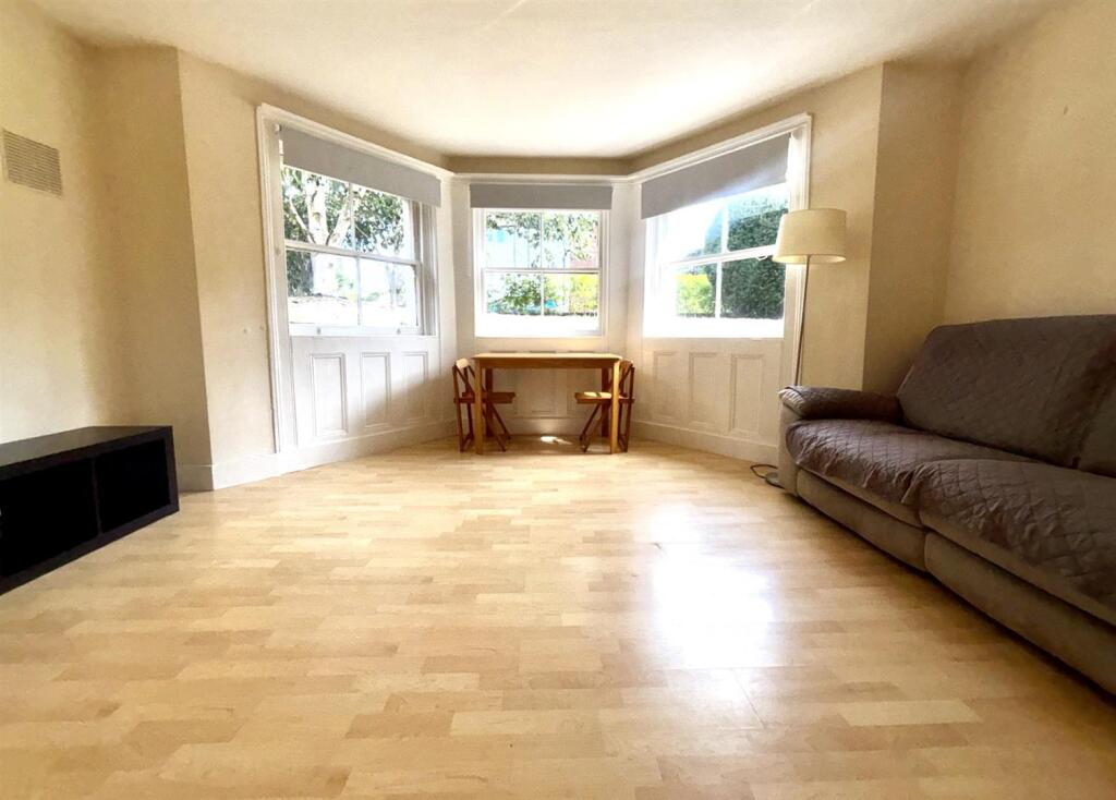 living room 2.jpg