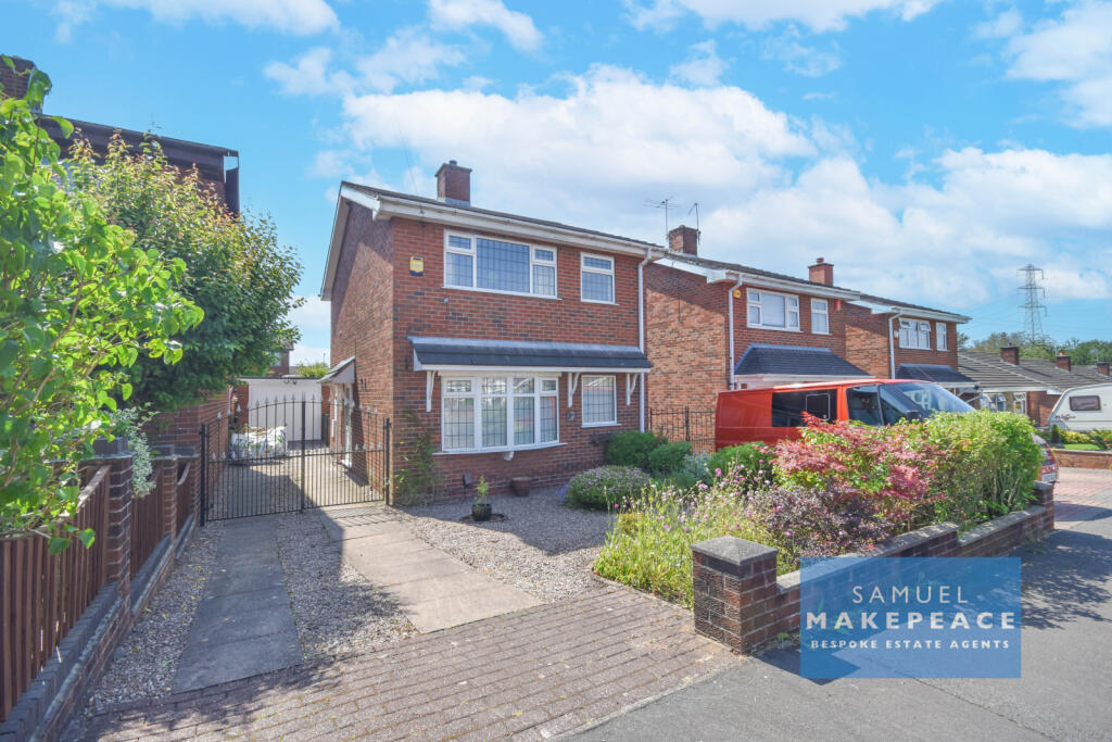 Three Bedroom Detached Property for rent