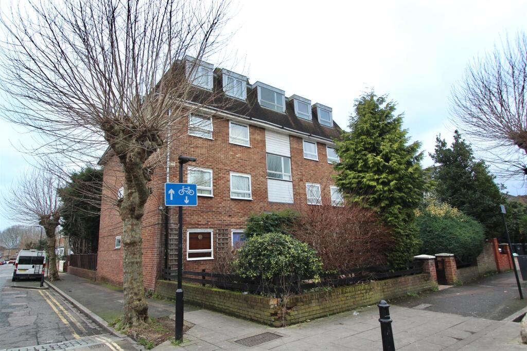 Lampard Grove, N16
