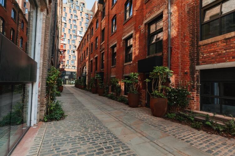 Minshull House an...