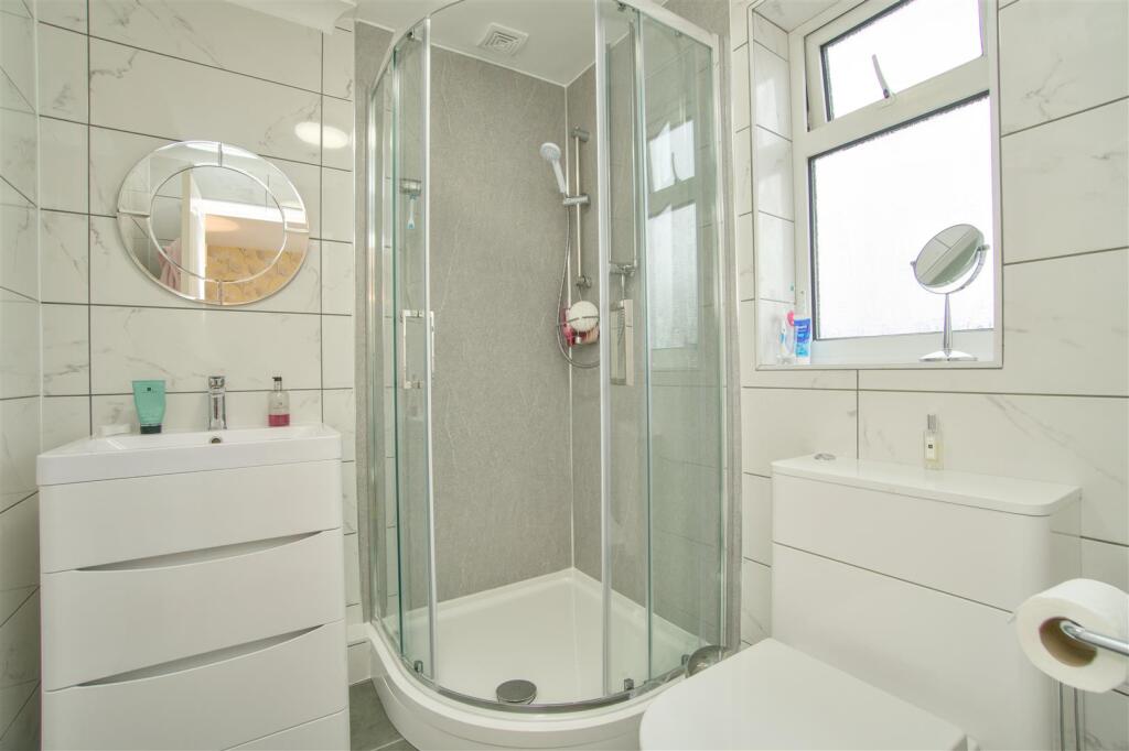 Ensuite Shower Room