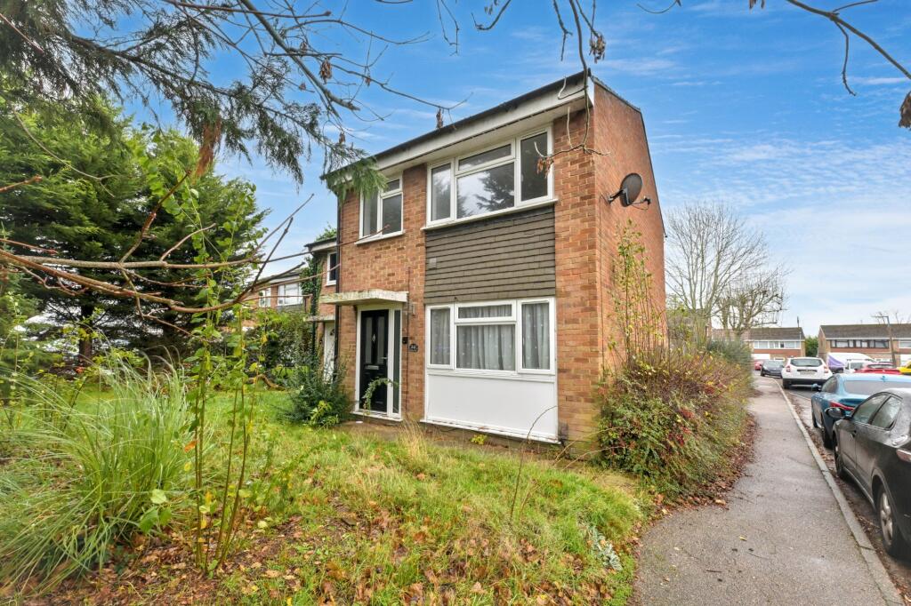 24 Milton Dene, Hemel Hempstead, HP2 7PE