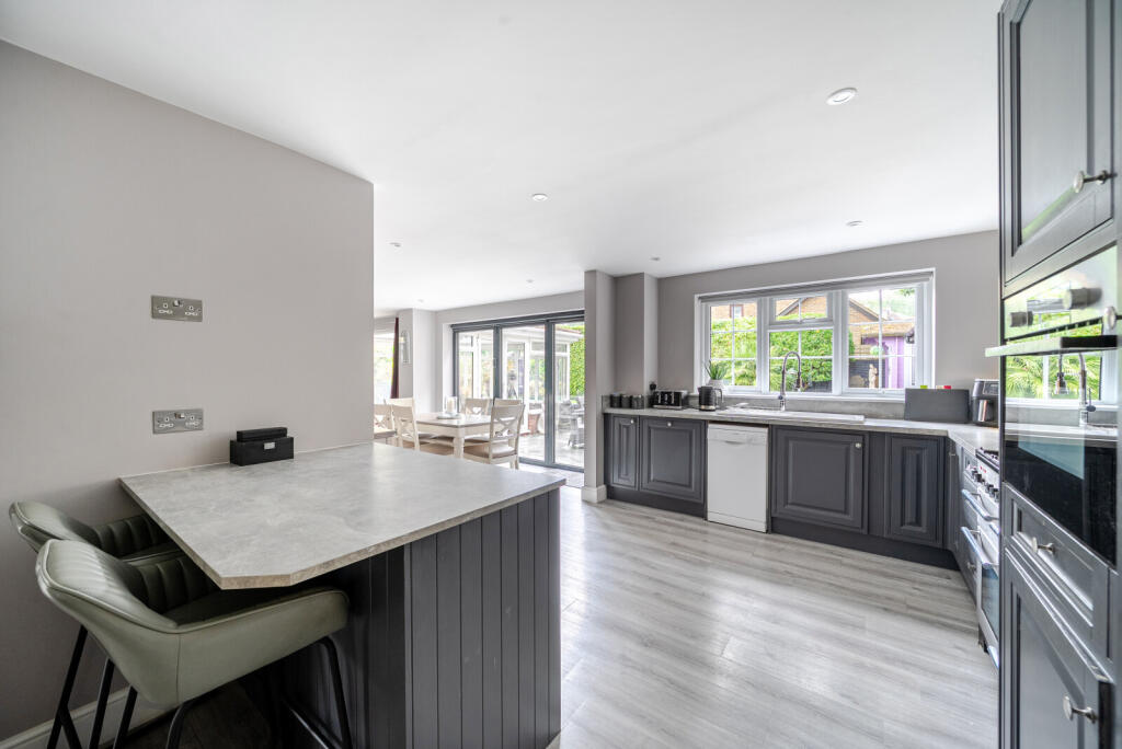 1353467-17-68c1b0...