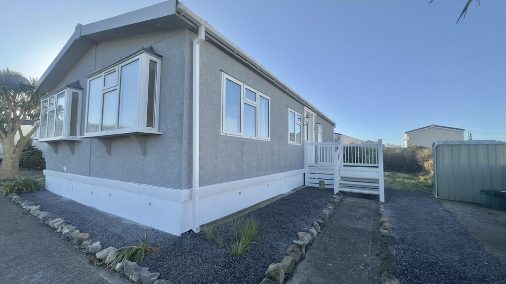 6A6C32D1-C17E-45C...