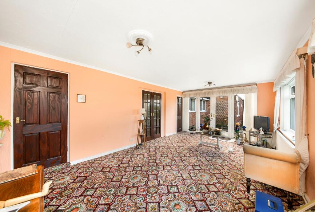 GARDEN ROOM 2