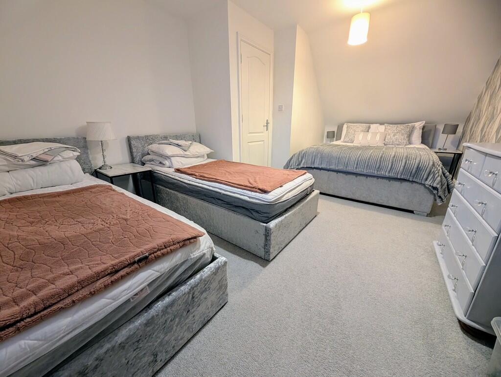 PXL_20251212_1416...