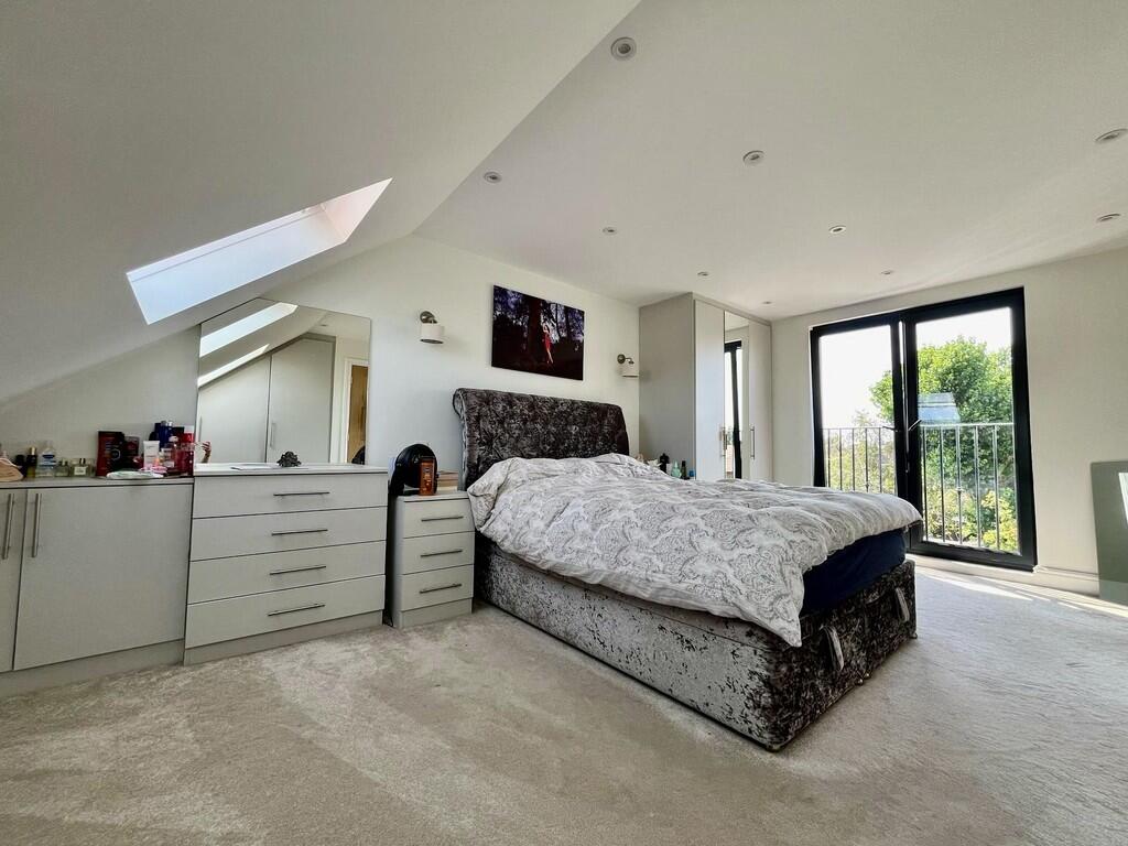 4ae46a65-4601-45e...