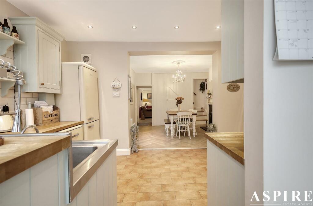 img_3883_20 copy.jpg