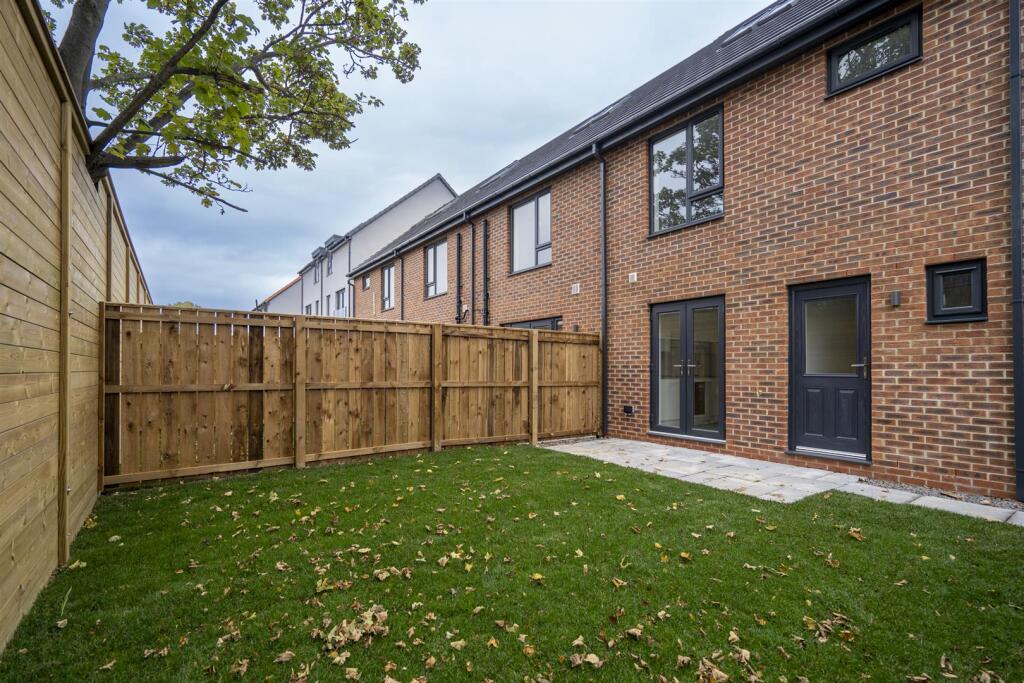 St Lawrence Place-37.jpg