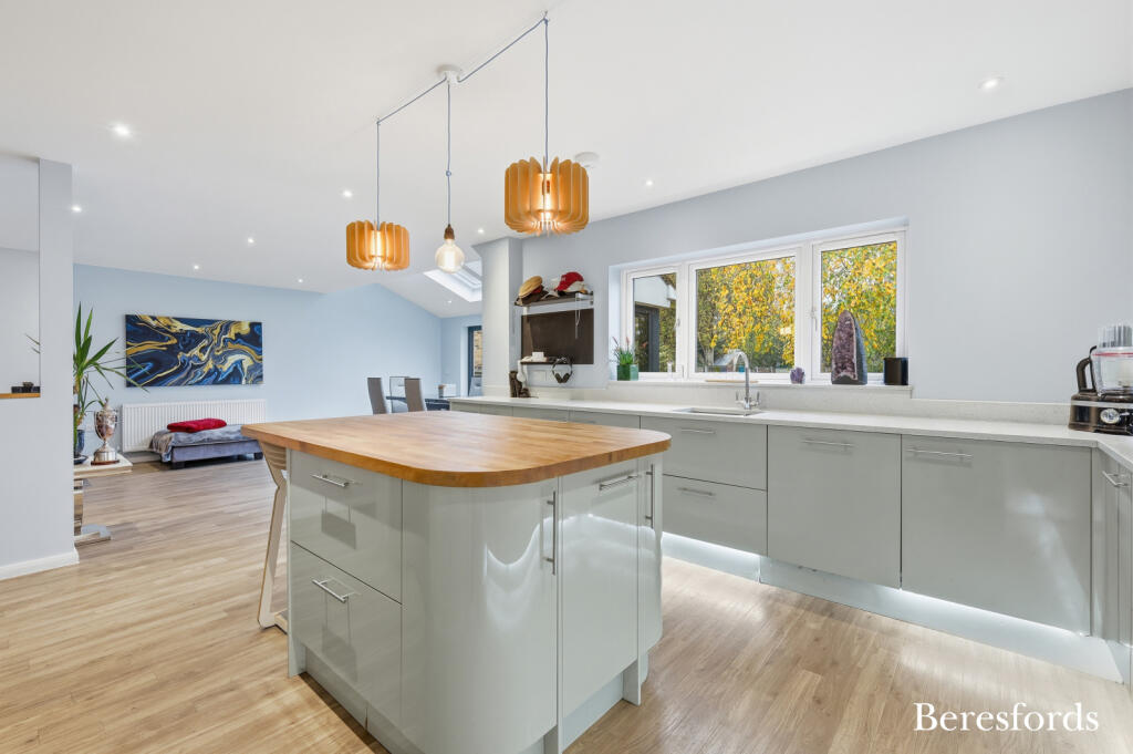 Kitchen/Family Room