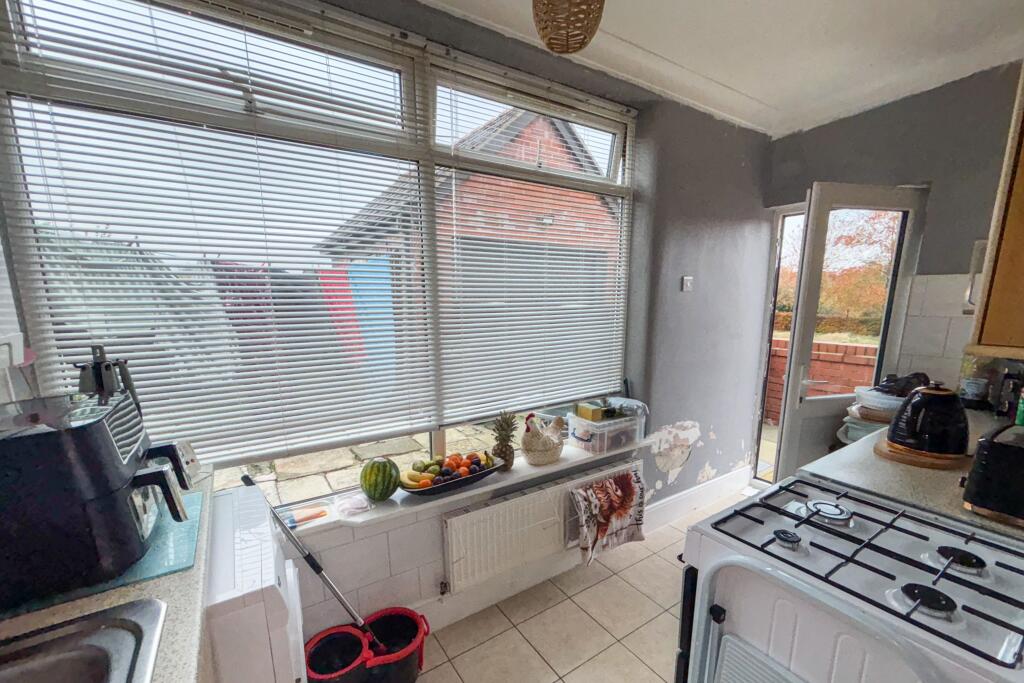 8 Walnut Avenue, Wigan WN1 3XE