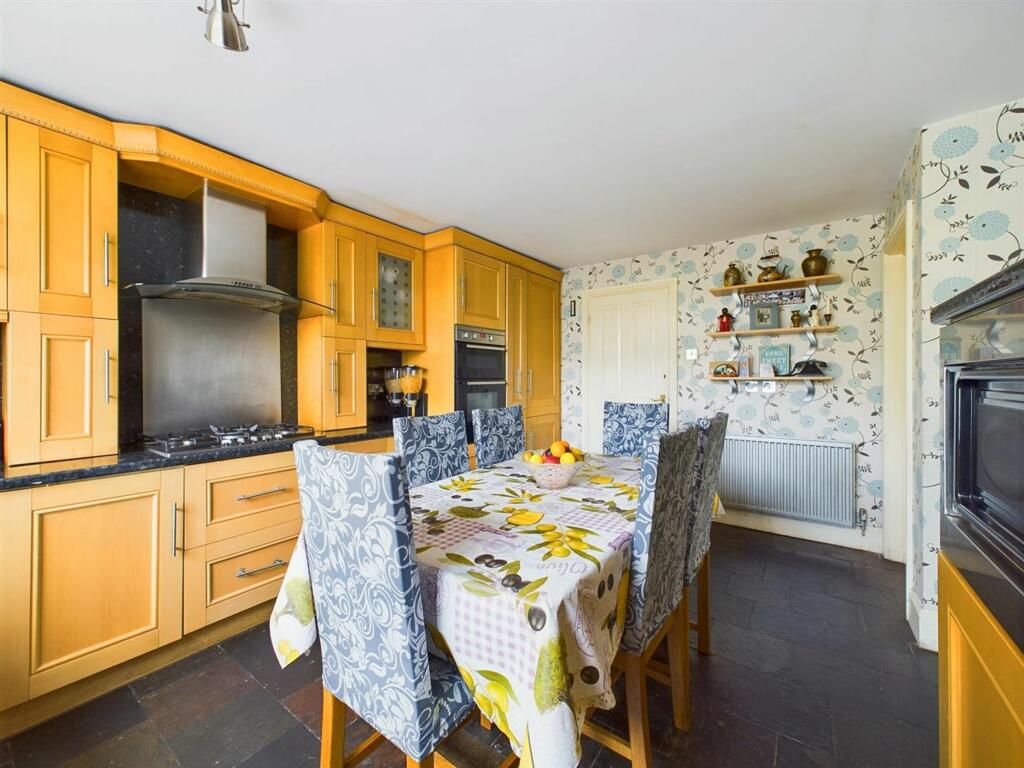Breakfast Kitchen