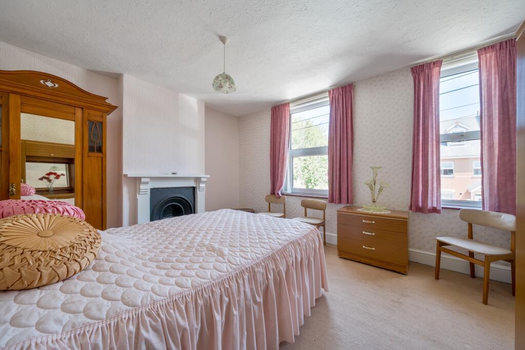 1313943-15-685510f3e36c4