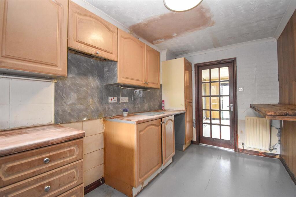 37 Greystoke Park Road Kitchen.jpg