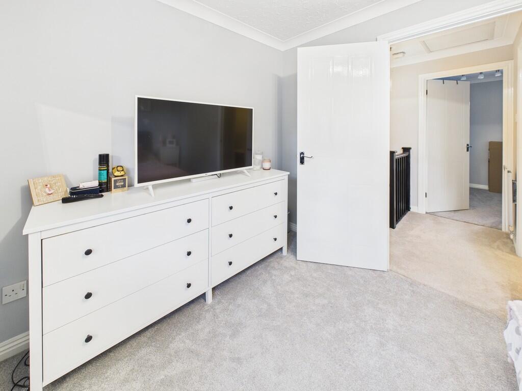 CAM05068G0-PR0047...