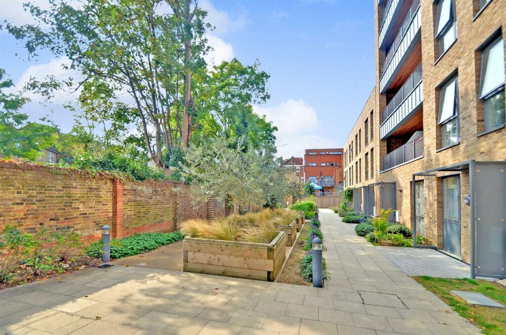 External_Pic_ (2).jpg