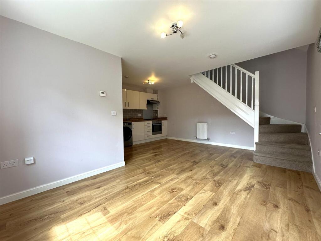 OPEN-PLAN Living Space 578