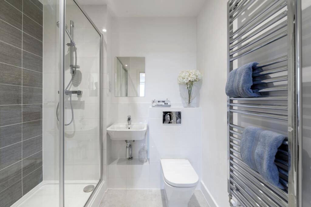 2 bed standard la...