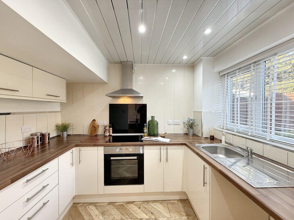 Rillston Close- Kichen