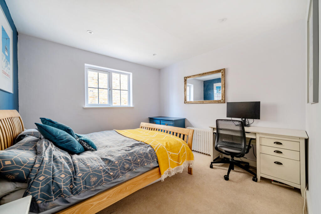 1372662-17-6908a1...