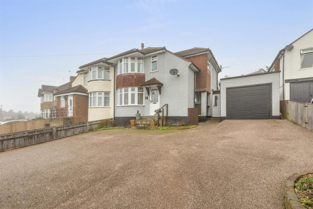 DOWNLEY, HIGH WYCOMBE (EXTENDED FAMILY HOME)