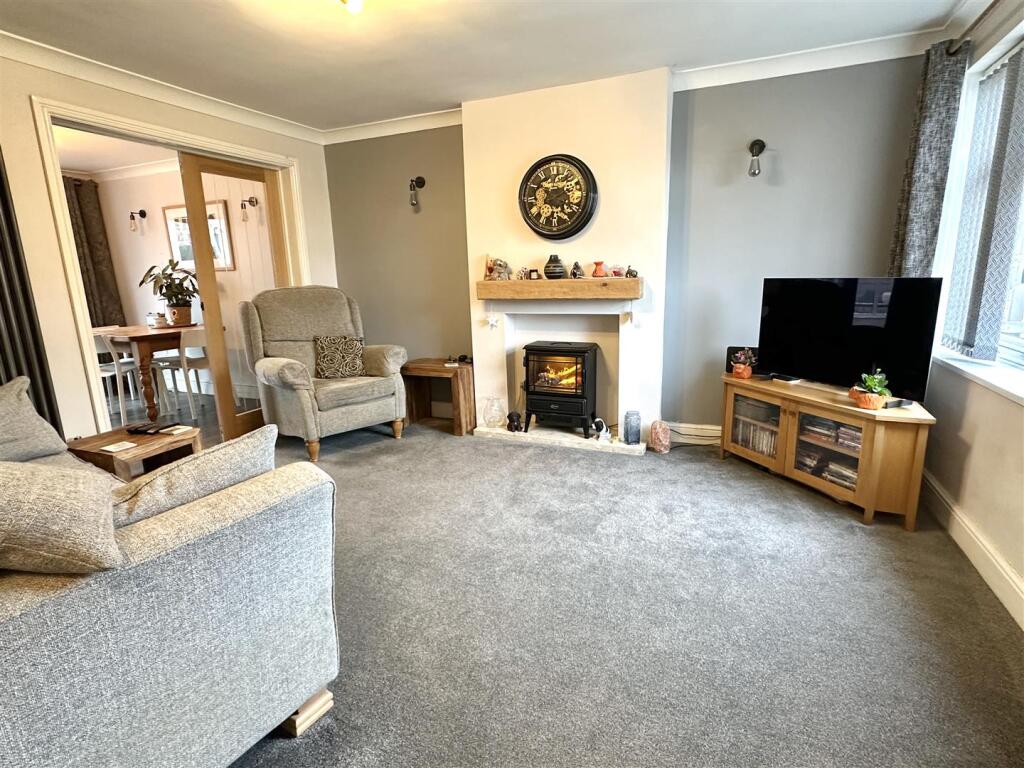 Weatheroak Road, Alcester