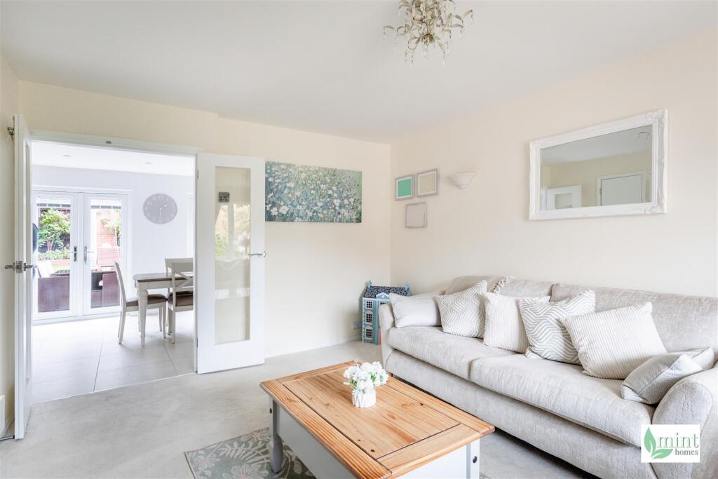 Watermark - 24 Palmer Crescent-13.jpg