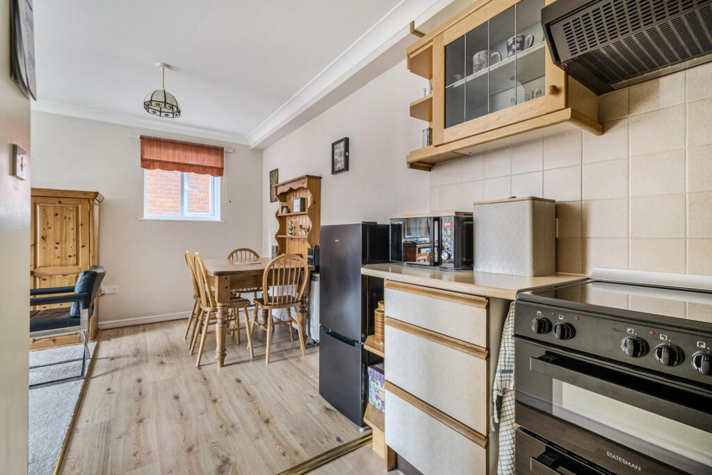 1330039-18-688234...