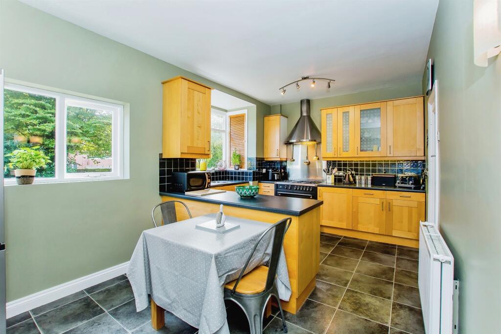 Kitchen/Breakfast Room