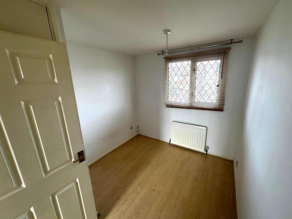 Borough bedroom 2.jpeg