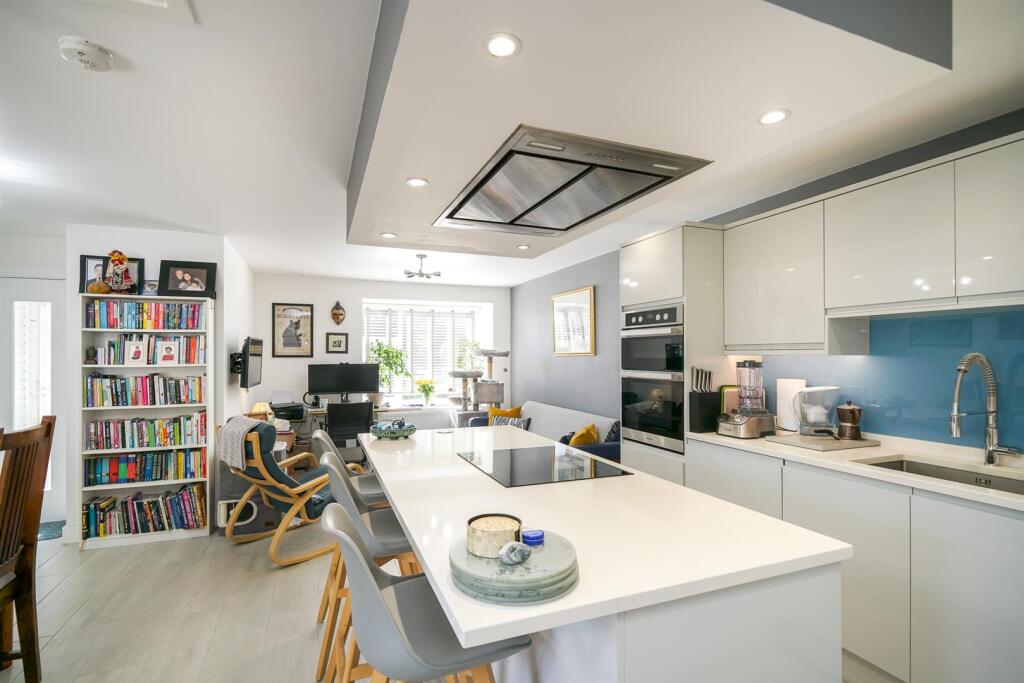 Lounge/Kitchen/Dining Room