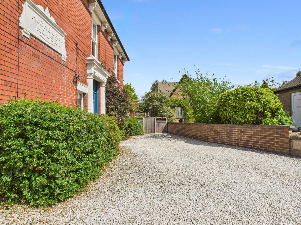 Frontage and Driveway