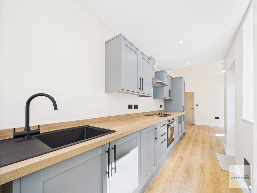 CAM03394G0-PR0336...