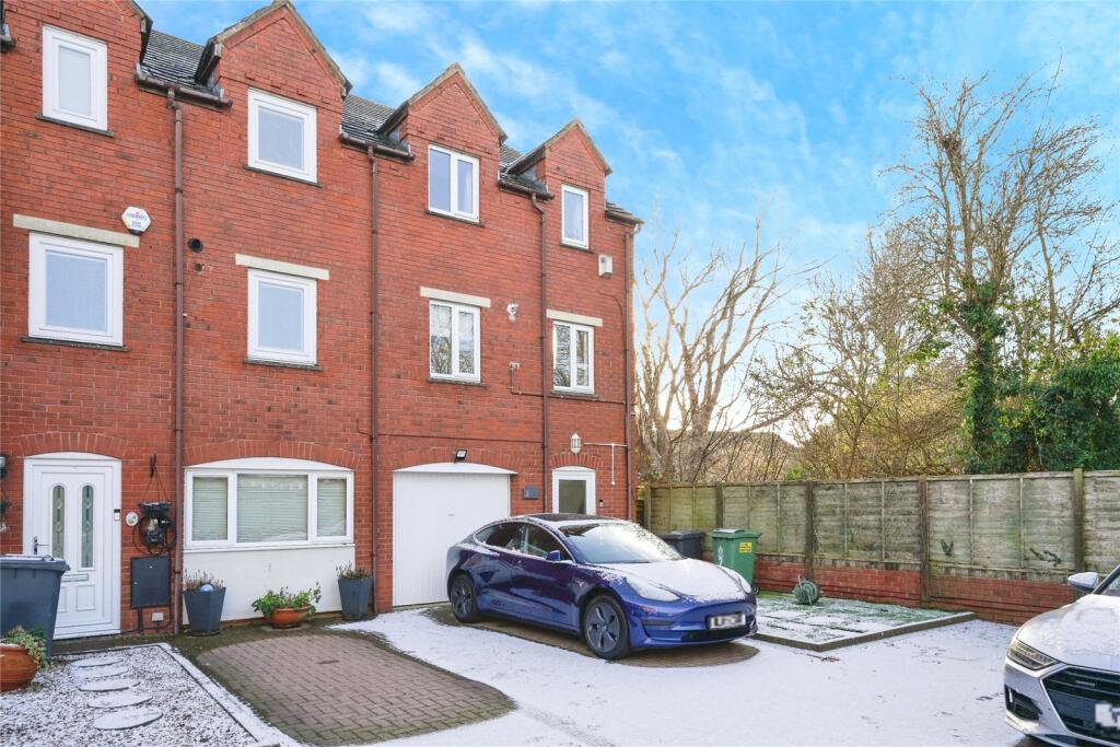 Overbury Road, Gloucester, Gloucestershire, GL1