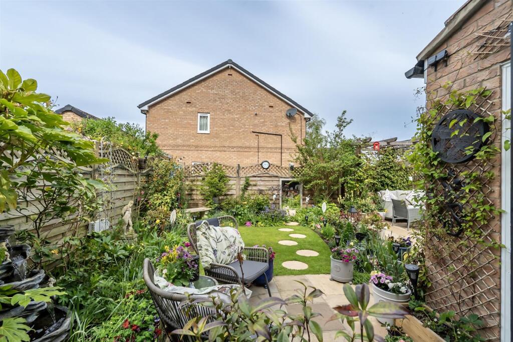 GARDEN