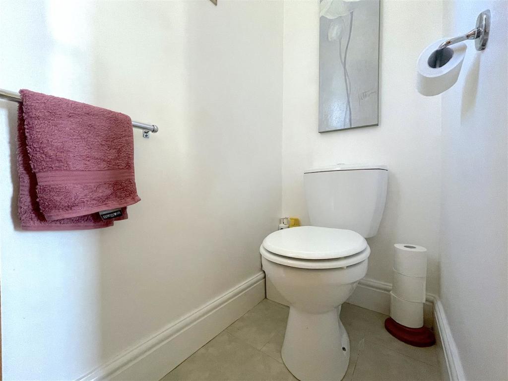 Bathroom (2).jpeg