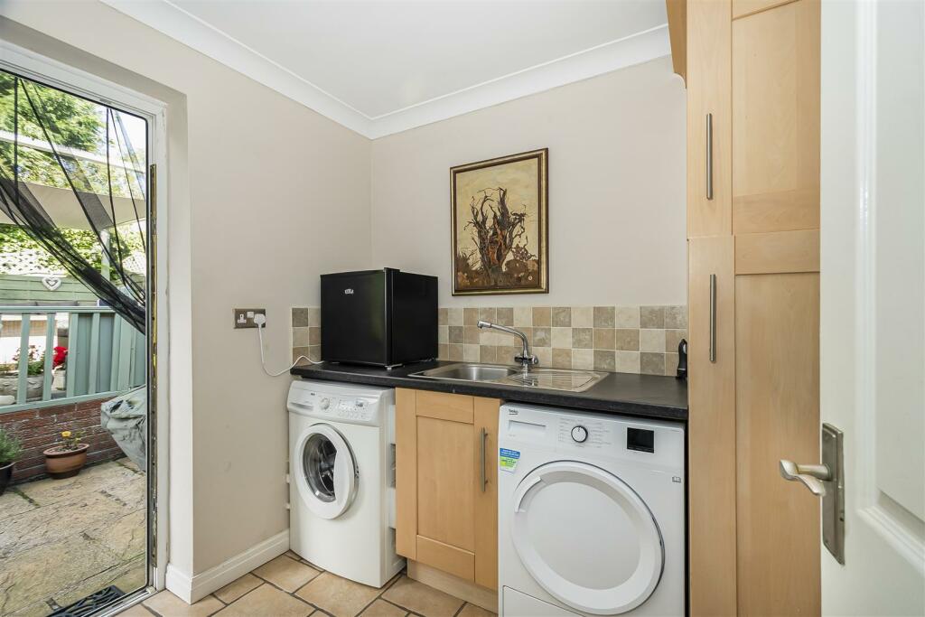 UTILITY ROOM