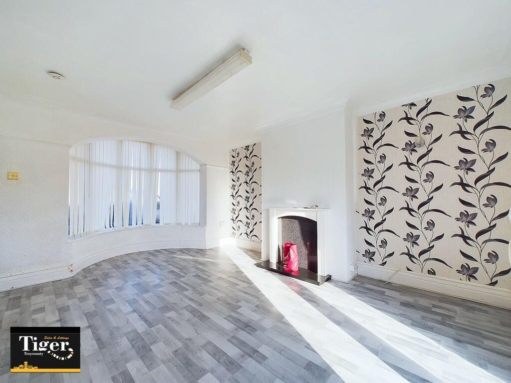 CAM02176G0-PR0402...