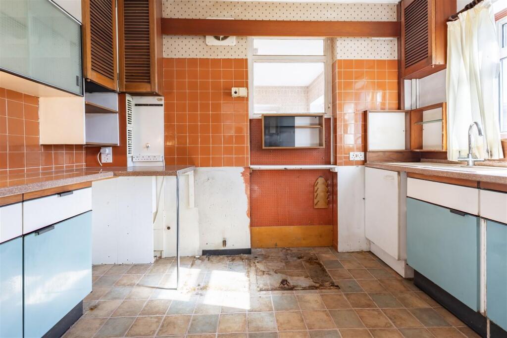 15 HeathDrive (13).jpg