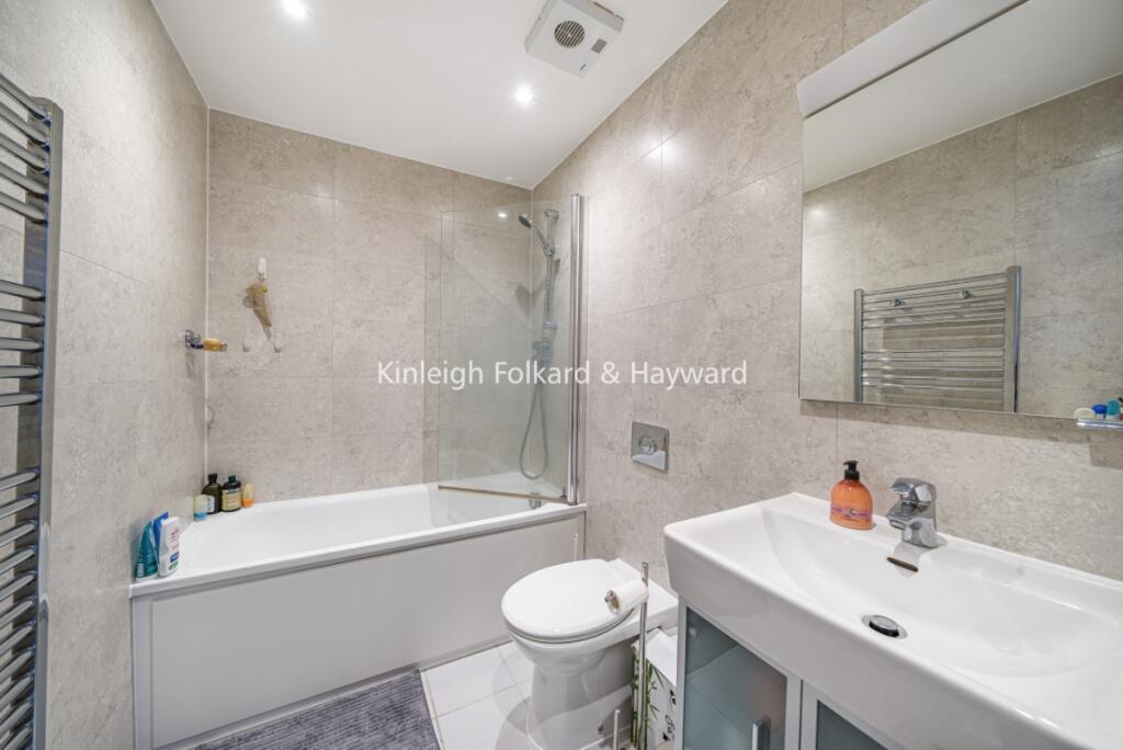 01d8fa89-552d-461...