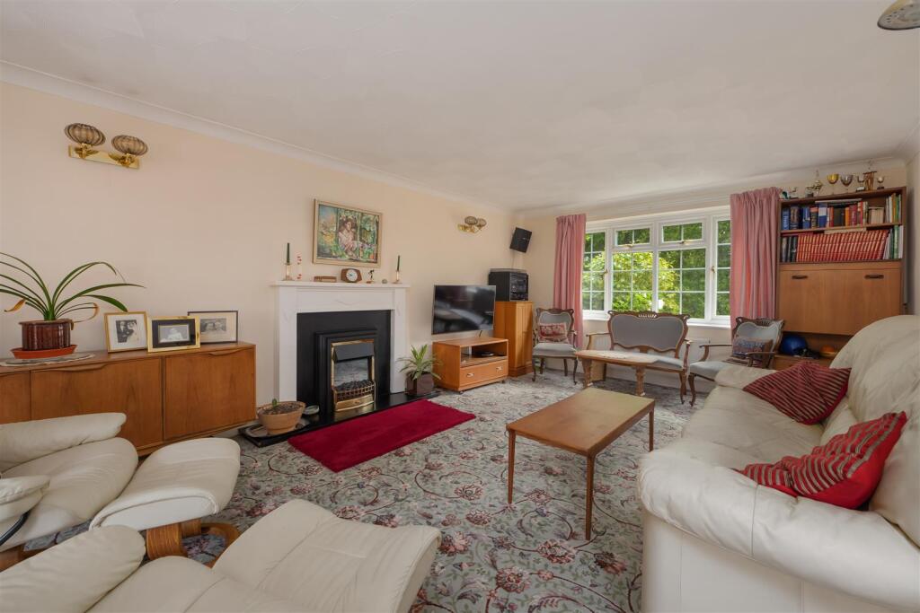 Jubilee Road, Littlebourne, Canterbury